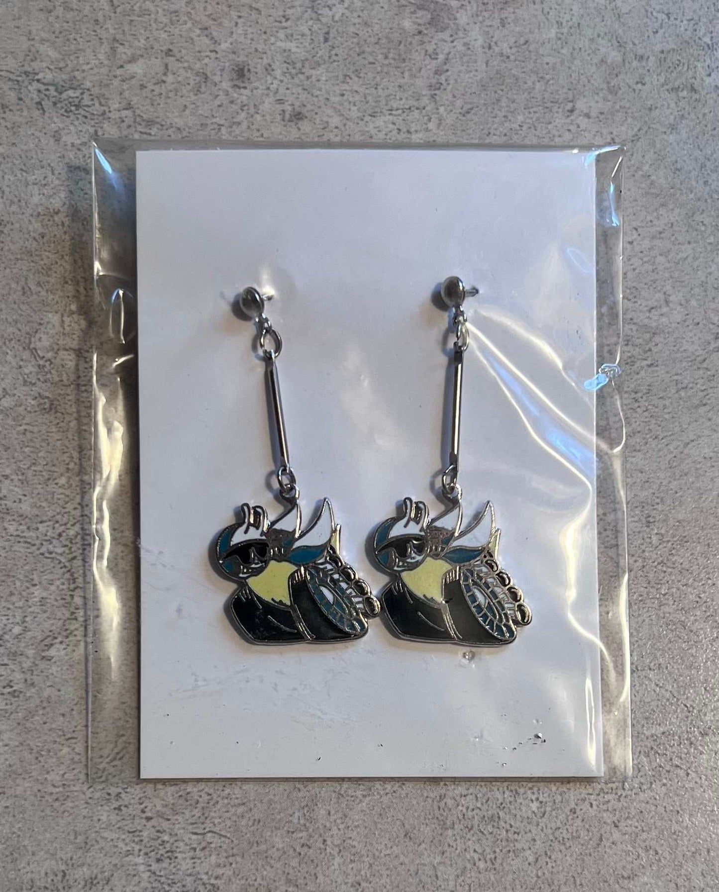 Dodge Scat Pack Super Bee Silver Color Earrings Pair Post Hypo Allergenic Accessories EXC Relic has been store safely away for decades and will be a great compliment