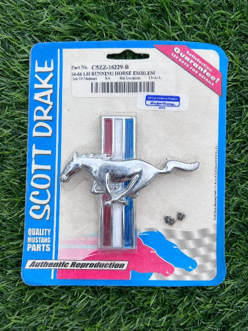Ford MUSTANG EMBLEM RUNNING HORSE TRI BAR OFFICIAL LICENSED PRODUCT ACCESSORIES NOS SCOTT DRAKE 64-66 MUSTANG RUNNING HORSE EMBLEM MINT IN ORIGINAL PACKAGING MEASURE