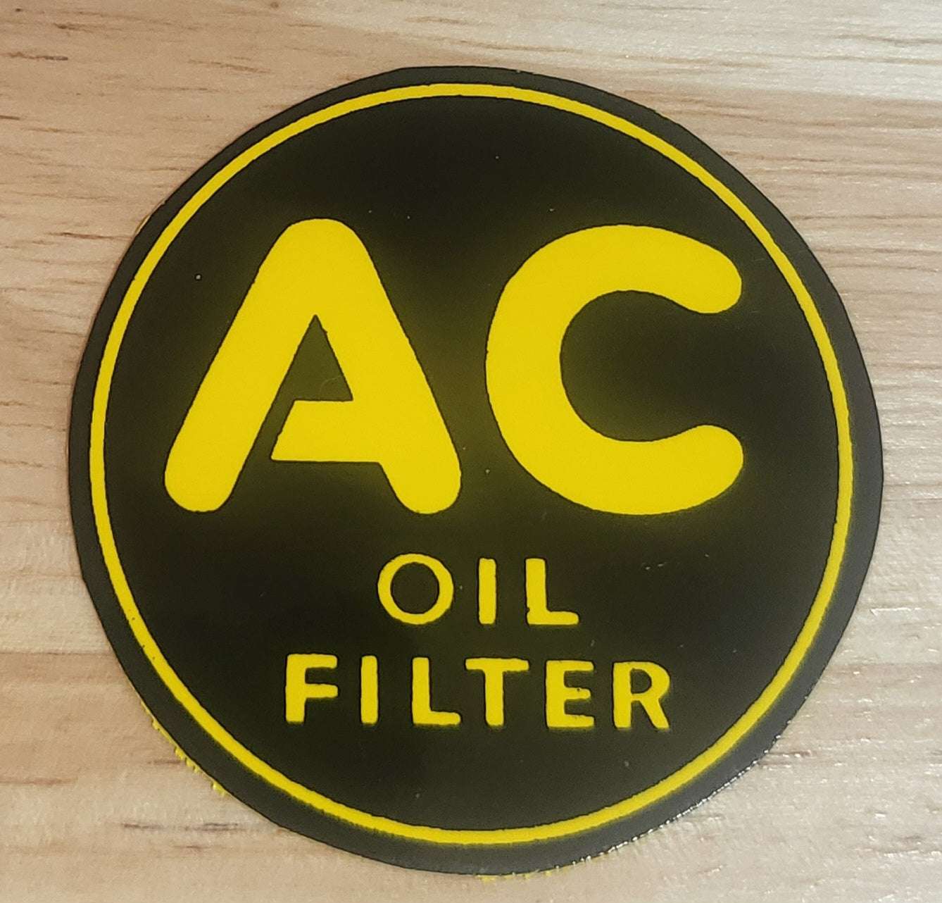 Buick 1946-48 Air Cleaner Oil Filter Yellow Decal New Old Stock Restoration Relic has been safely stored away for decades and measures approximately 2 inch circle