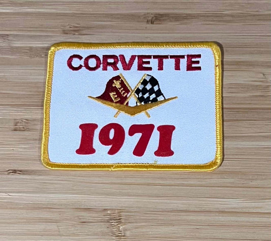 Corvette 1971 Cross Flags Logo Vintage Patch NOS Excellent Condition Relic has been safely stored away for decades and measures approximately 4 x 3.25 inches