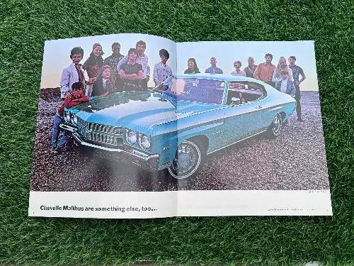 1970 CHEVELLE CHEVROLET SALES BROCHURE ORIGINAL VINTAGE NOS ITEM