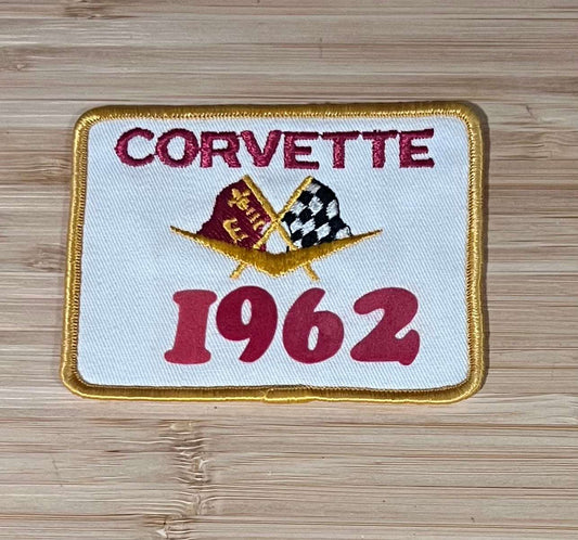Corvette 1962 Cross Flags Logo Vintage Patch NOS Excellent Condition Relic has been safely stored away for decades and measures approximately 4 x 3.25 inches