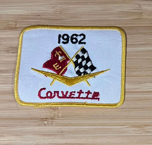 Corvette 1962 Cross Flags Logo Vintage Patch NOS Excellent Condition Relic has been safely stored away for decades and measures approximately 4 x 3.25 inches