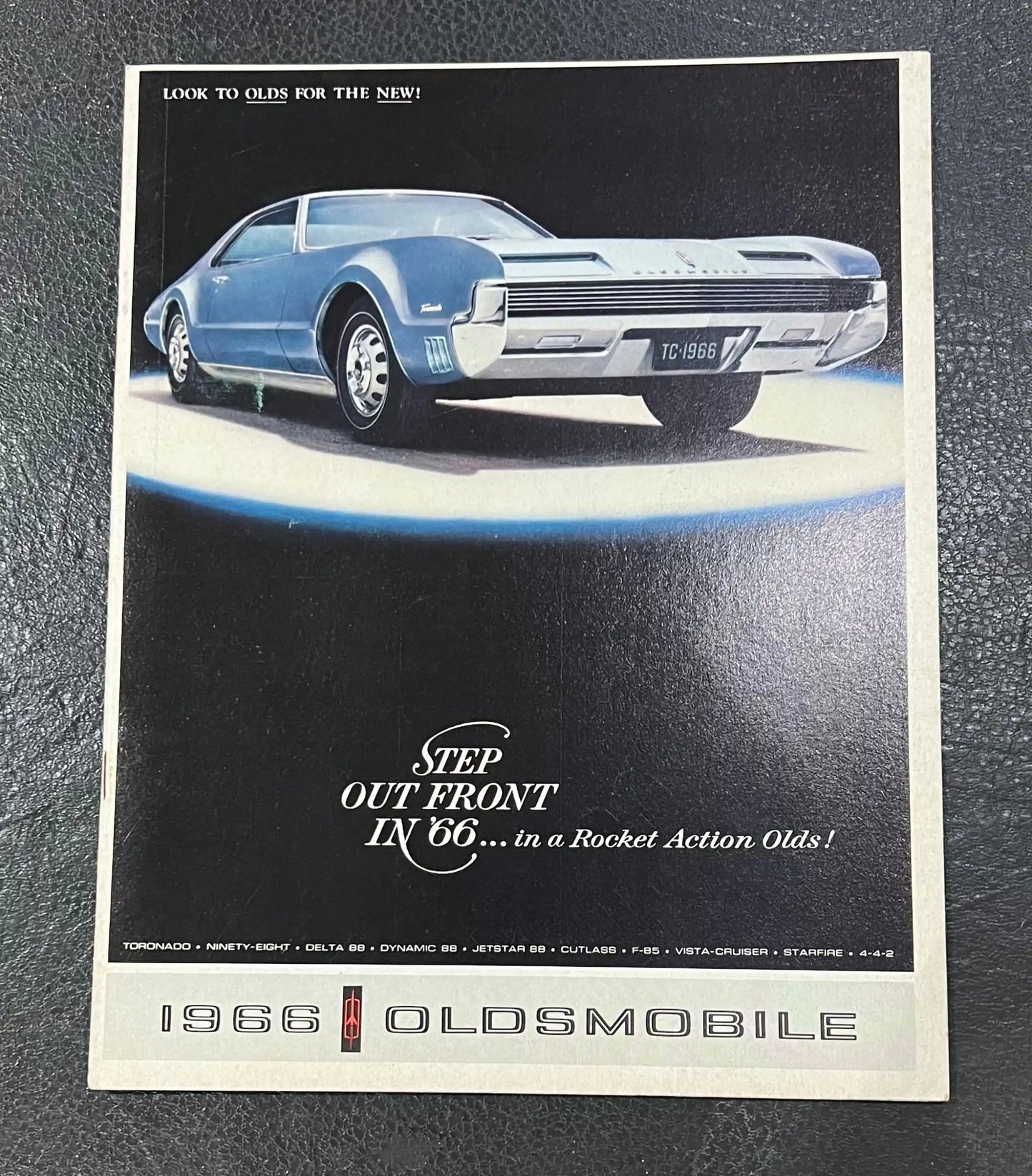 1966 Original Oldsmobile Tornado Starfire 442 98 88s Cutlass Brochure Relic has been safely stored away for decades and is in very good new old stock condition