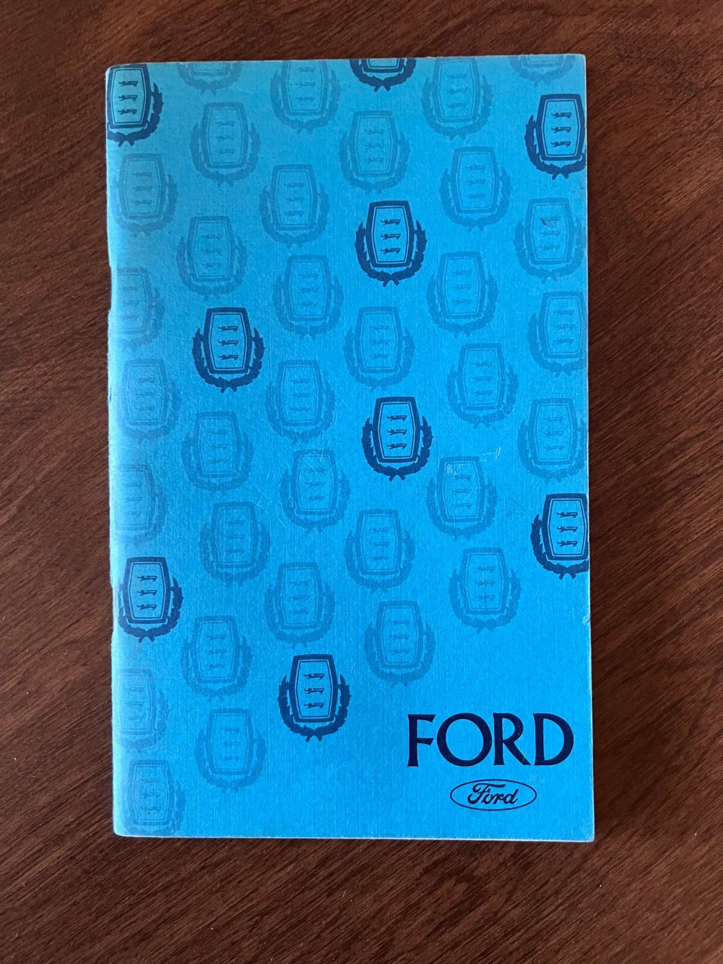 1975 Ford Vintage Owners Manual Brochure NOS Excellent Condition Item Relic has been safely stored away for decades and all info by Ford Motor Company 2nd printing