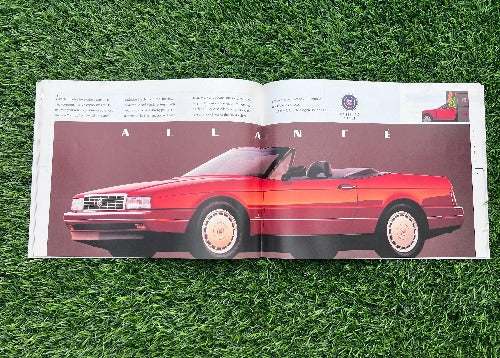 1992 CADILLAC SEVILLE ELDORADO ALLANTE FLEETWOOD DEVILLE BROUGHAM BROCHURE MINT VINTAGE NOS