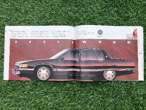 1992 CADILLAC SEVILLE ELDORADO ALLANTE FLEETWOOD DEVILLE BROUGHAM BROCHURE MINT VINTAGE NOS