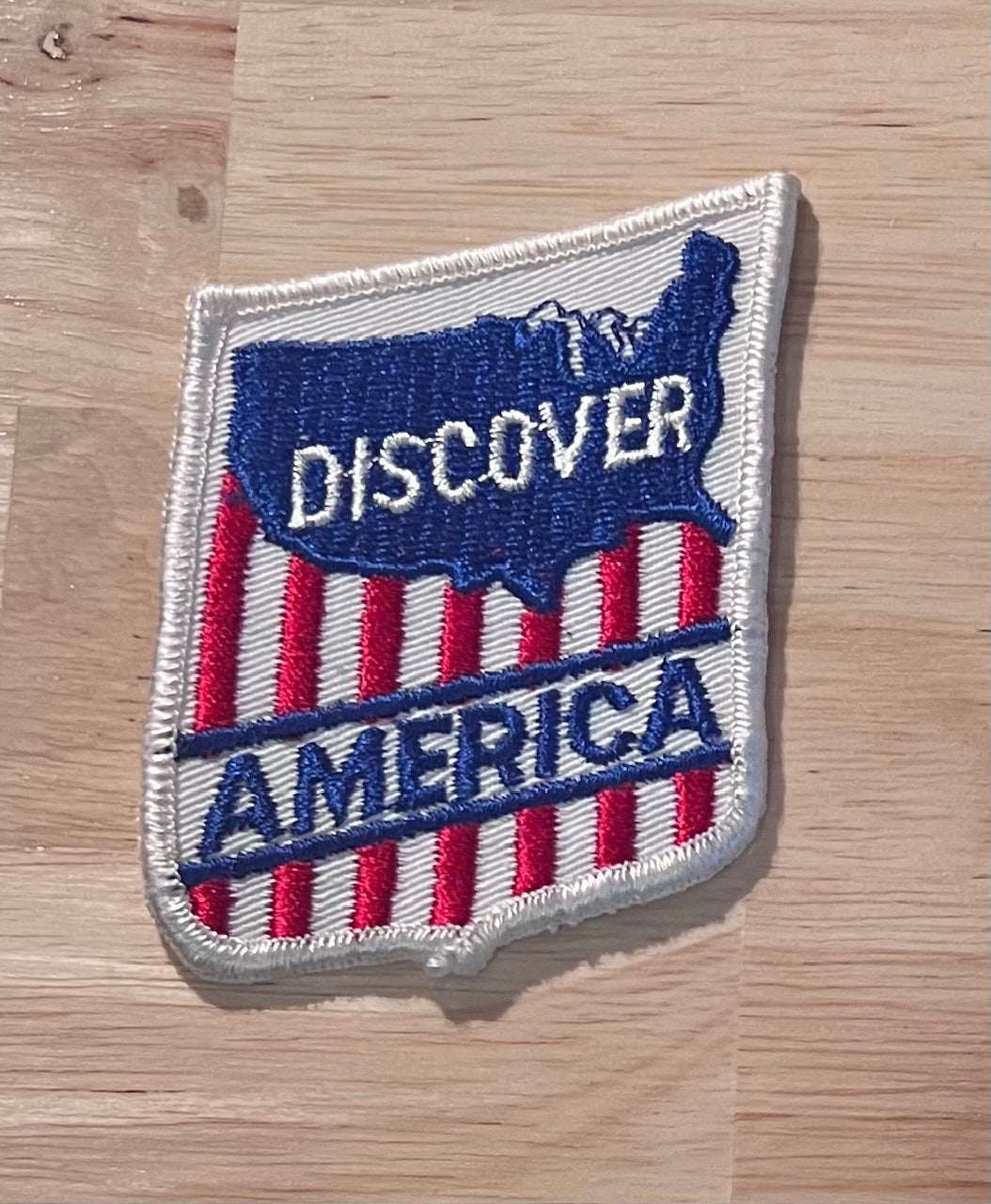 Discover America USA Patriotic Vintage Badge Patch